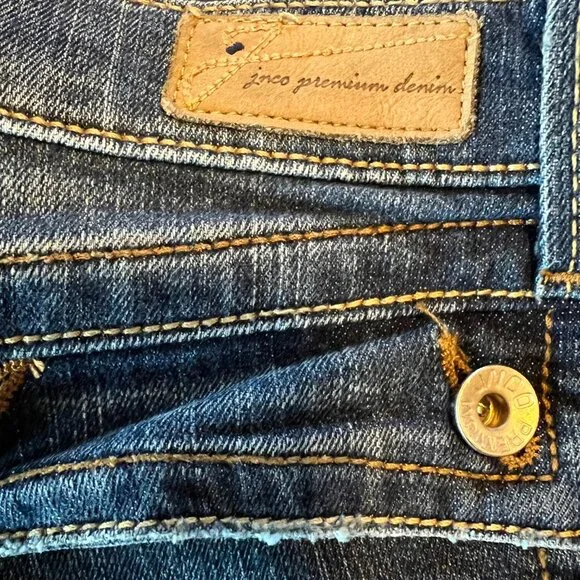 Vintage 90s / Y2K JNCO Dark Wash Distressed Bottom Straight Leg Jeans - Picture 6 of 14